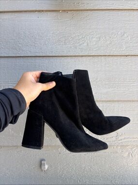 Forever 21 Black Suede Pointed Toe Block Heel Ankle Boots